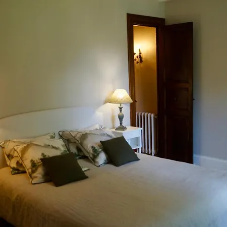 לינה וארוחת בוקר Maison Thoumieu